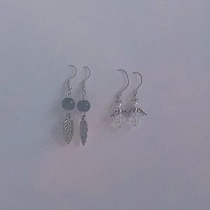 2 pack dangly earrings